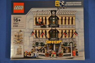 Lego 10211 Grand Emporium Set