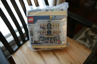 Lego Creator Grand Emporium (10211) No Box
