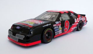Action 1/24 Scale An23420 - Ford Stock Car Nascar - 9 Ted Musgrave