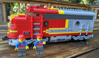 Lego Santa Fe Chief Locomotive Engine 10020 With Instruction Book