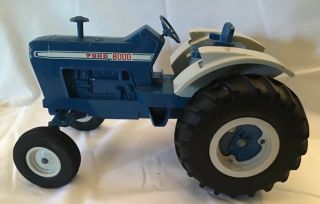 Vintage 1970s Ertl Ford 8000 Tractor 1:12 3 Point Hitch