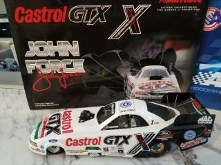 2001 John Force Signed Castrol Funny Car Diecast 1:24 Action 10x Champ Nhra