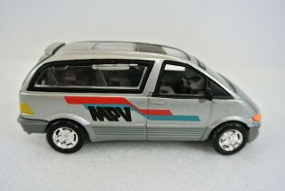Tins Toys Toyota Previa Estima Mpv Minivan Diecast Car 1990s 4.  5 "