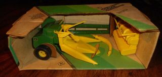 Vintage 1/16 Scale John Deere Forage Harvester For Tractor Usa Ertl Farm W/box