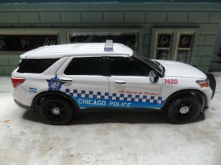 GREEN LIGHT POLICE CHICAGO SUPERVISOR FORD EXPLORER 2020 CUSTOM UNIT 3