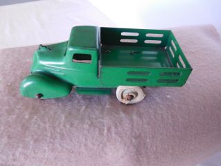 Vtg 1930s Wyandotte Green Pressed Steel Stake Body Truck W Rooster Comb No.  317