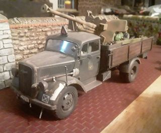 Ww2 German Support Truck With Removable Artillery Cannon.  A Deal.