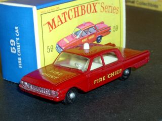 Matchbox Lesney Ford Fairlane Fire Chief 
