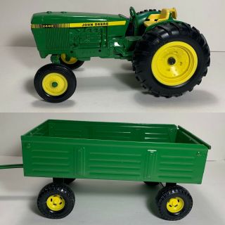 Ertl John Deere 2440 Toy Tractor With Green Metal Ertl Trailer/wagon
