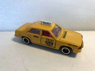 Audi 5000 Turbo Taxi No.  F32 Tomica Tomy Pocket Die - Cast Toy Car Scale Japan 666