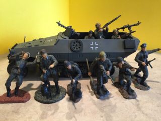 21st Century Toys 1/32 Scale German Hanomag Half Track With 9 Soldiers