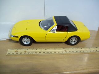 Solido 1/18 Scale - Ferrari 365 Gts Convertible Yellow