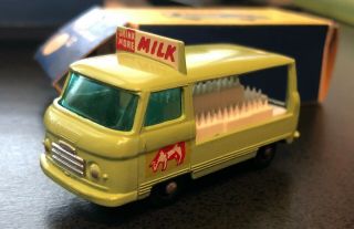 Matchbox 1961 No.  21 Milk Delivery