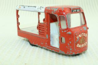 Tri - Ang Spot - On No 122 Milk Float United Dairies - Made In Uk