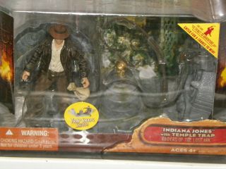 Hasbro Indiana Jones With Temple Trap Raiders Of The Lost Ark Mib