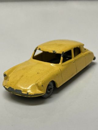 Matchbox Lesney No.  66a Citroen D.  S.  19 Yellow 1959 Made In England 1:64 Scale