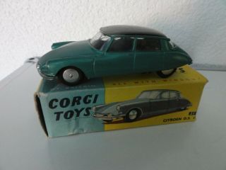 Corgi Toys 210 Citroen Ds 19 Metallic Green W/black Roof