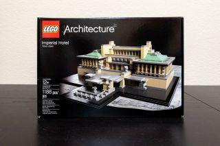 Lego 21017 - Architecture Imperial Hotel - Complete And Instructions