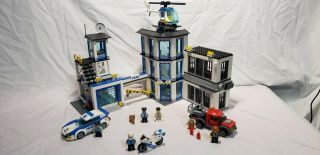 Lego 60141 City Police Station 100 Complete - No Box - 7 Minifigs Retired