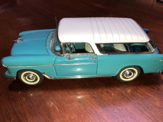 Retired Danbury 1955 Chevrolet Nomad 2 - Door Wagon,  1:24 Diecast,  Turquoise