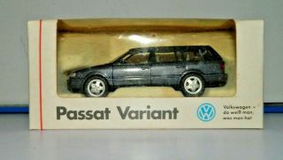 Schabak 1/43 Scale - Vw Volkswagen Passat Variant B4 Grey Diecast Model Car