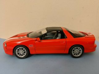 1/24 2002 Chevrolet Chevy Camaro Ss Red Welly Diecast Model Car 2424