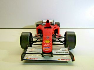 Hot Wheels 1:24 Scale Die - cast model Ferrari F2000 F1 2000 3 Michael Schumacher 3