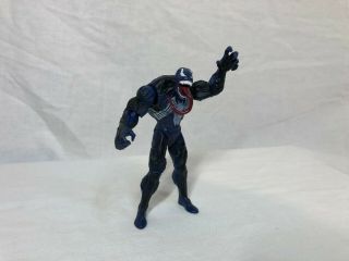 Hasbro,  Marvel Universe Venom 3.  75 In.  Action Figure W/ Snapping Claw