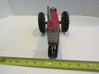 VINTAGE FARM TRACTOR 1:16 SCALE FARMALL 560 NARROW FRONT RUBBER TIRES 3