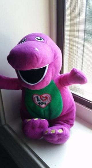 Singing Barney Plush Doll Toy Sings I Love You Heart Purple Dinosaur Lyons 2013