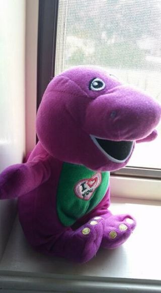 Singing Barney Plush Doll Toy Sings I Love You Heart Purple Dinosaur Lyons 2013 2