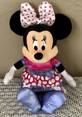 Disney Store 15” Plush Just Play Minnie Mouse Light Up Bows Talking Singing - Euc