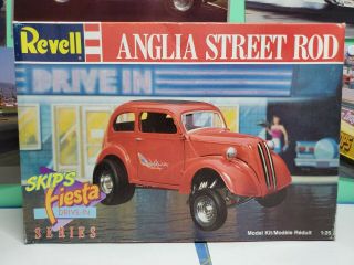 Revell Anglia Street Rod 1/25 Scale - Skip 