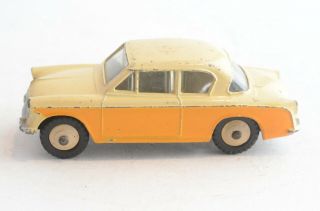 Dinky Toys No 166 Sunbeam Rapier - Meccano Ltd - Made In England - (b74)