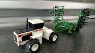 1/64 Ertl Big Bud 525/50 Tractor W/ John Deere 2200 Cultivator