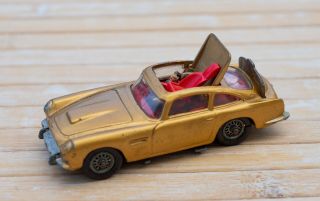 Corgi Toys,  261 James Bond 007 Aston Martin,  Unboxed,