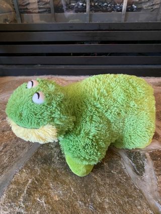 Pillow Pets Pee Wee Frog 12.  5 " X11 " X4.  5 "