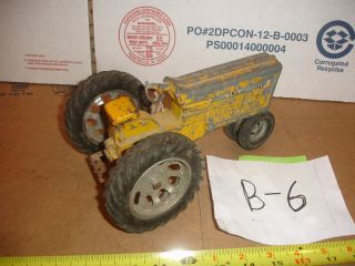 1/16 Tru Scale toy tractor 3