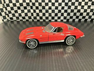 Franklin 1963 Corvette Split Window Coupe - Red - 1:24 Diecast Boxed