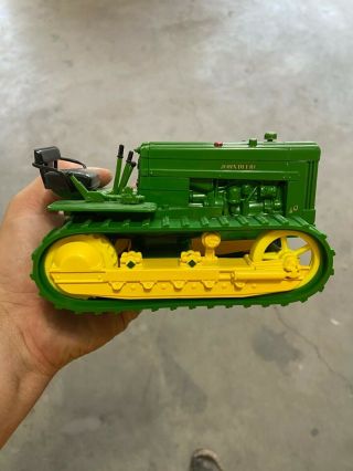 John Deere 40 Crawler 1/16 Scale Ertl Made Diecast Toy Tractor