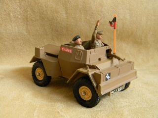 Britains 1/32 Ww2 Diecast British Army Daimler Scout Car & Crew