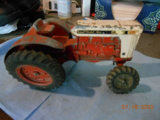 1960’s Case Model 930 Diecast Comfort King Farm Tractor Toy