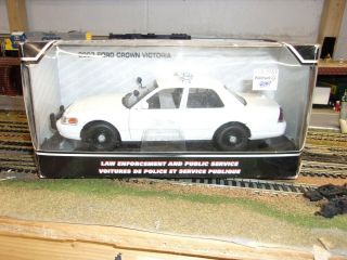 Motor Max 2007 Ford Crown Victoria 1/24