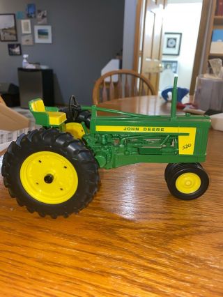 John Deere Model 520 Toy Tractor Green Out Of Box Diecast 1/16