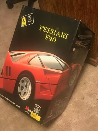 Pocher Rivarossi Ferrari F40 Model Kit 1:8 Scale