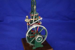 Stuart James Coombes Steam Engine with governor. 2