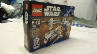 Lego Star Wars - Retired - Clone Trooper Battle Pack 7913