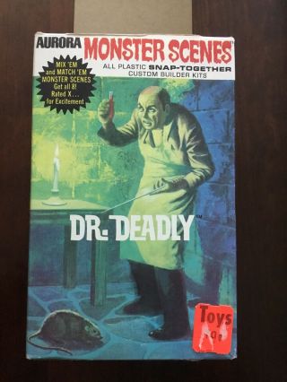 Aurora Monster Scenes Dr.  Deadly boxed complete 3