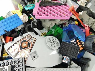 15.  8 Lbs Mixed Lego Bulk Box