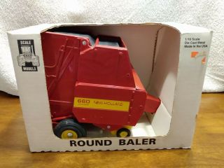 Scale Models Holland Model 660 Round Baler 1/16 Scale Farm Toy